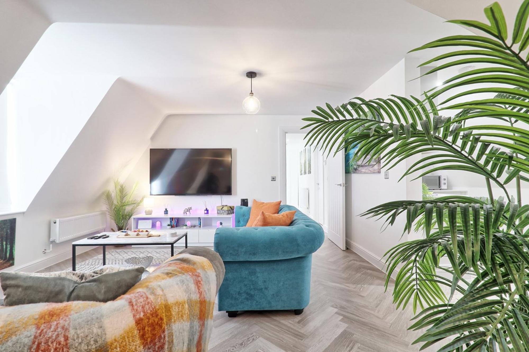 Writtle Massive 4 Bedroom Apartment With Parking In Gorgeous Countryside Location & Short Drive To Chelmsford City Centre Contractors Welcome Buitenkant foto